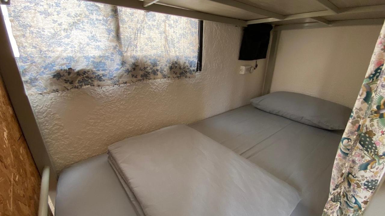 82G Backpacker Inn Magong Bagian luar foto