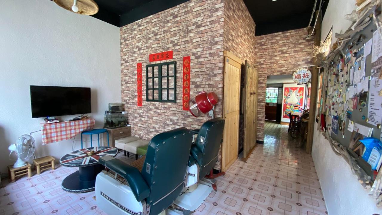 82G Backpacker Inn Magong Bagian luar foto